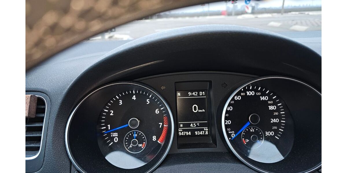 VW Golf 95.000 km 16.500 &euro; Limburgerhof 67117