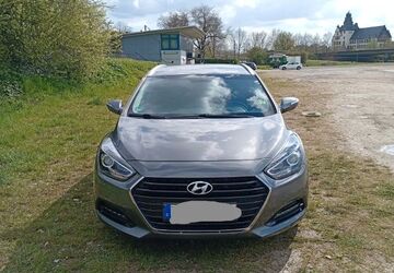 Hyundai i40 88.230 km 12.700 &euro; Worms 67549