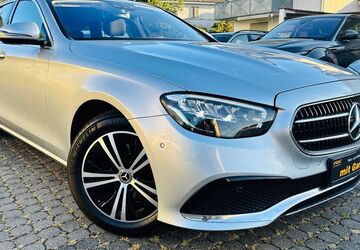 Mercedes-Benz E 220 176.925 km 19.990 &euro; Mannheim 68307