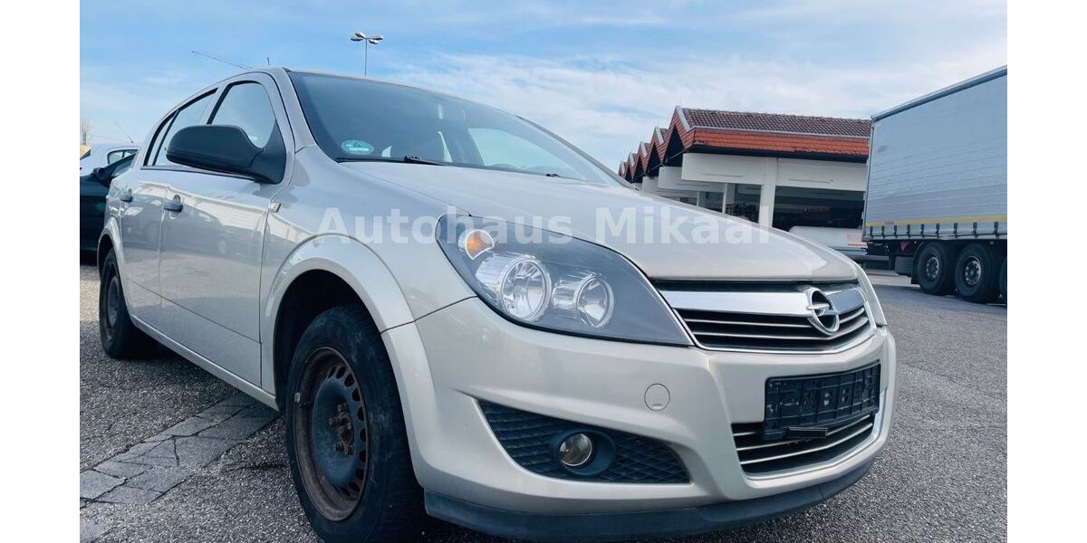 Opel Astra 125.000 km 3.499 &euro; Ketsch 68775