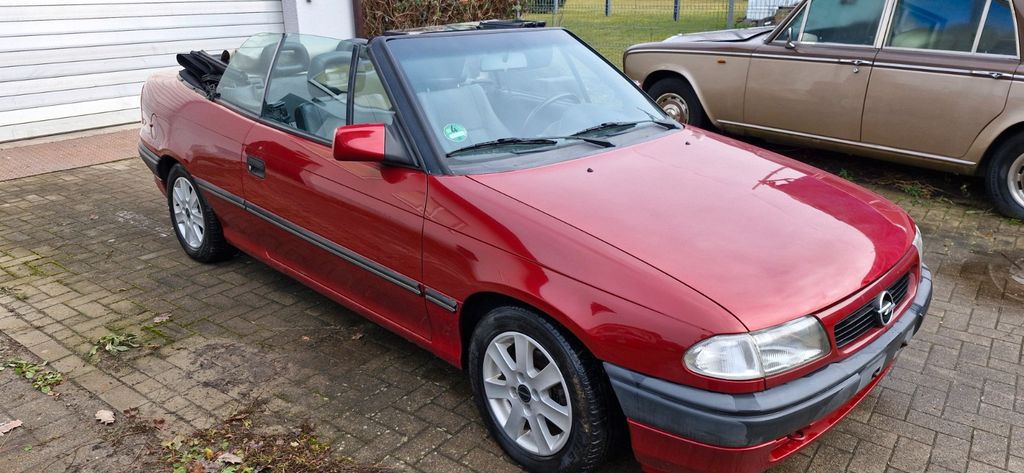 Opel Astra 106.625 km 900 &euro; Oberhausen-Rheinhausen 68794