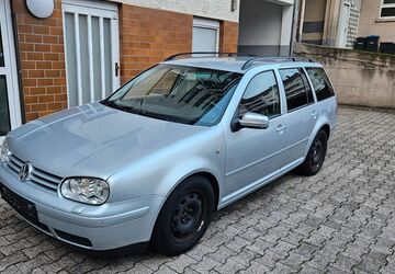 VW Golf 68.200 km 5.900 &euro; Mannheim 68219