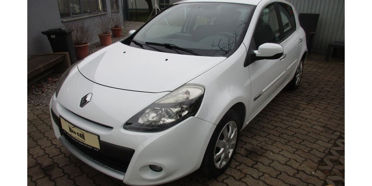 Renault Clio 163.400 km 4.699 &euro; Neustadt an der Weinstrasse 67433