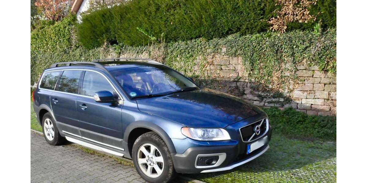 Volvo XC70 305.000 km 7.500 &euro; Heidelberg 69118
