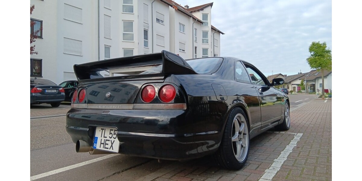 Nissan Skyline 170.000 km 22.000 &euro; Speyer 67346