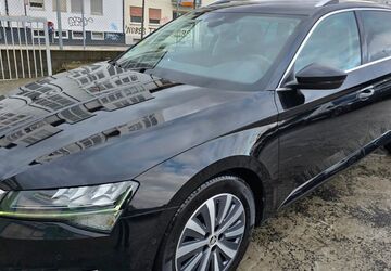 Skoda Superb 124.000 km 21.100 &euro; Mannheim 68159