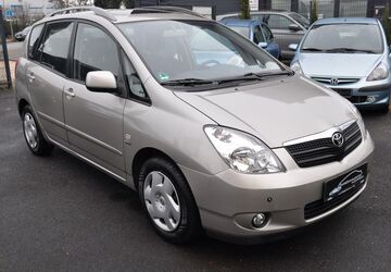 Toyota Corolla Verso 108.000 km 5.990 &euro; Mannheim 68305