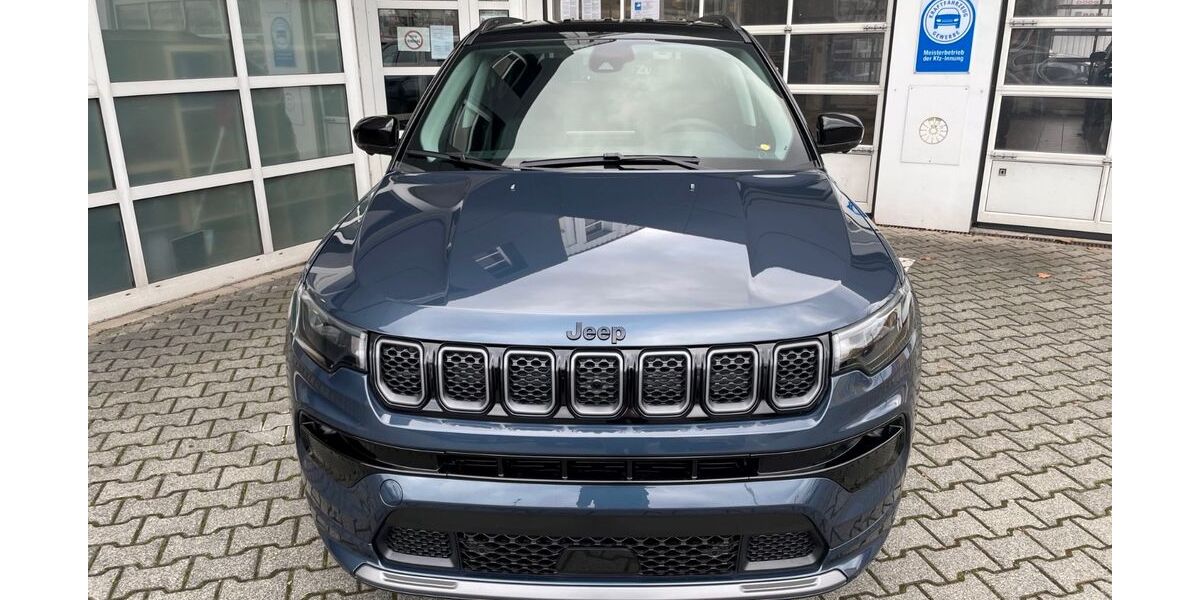 Jeep Compass 20 km 33.900 &euro; Mannheim 68169