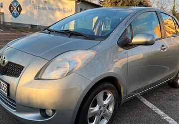 Toyota Yaris 187.000 km 3.990 &euro; Hockenheim 68766