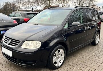 VW Touran 135.597 km 2.499 &euro; Leimen(Heidelberg) 69181