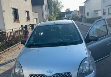 Toyota Yaris 195.500 km 2.700 &euro; Viernheim 68519