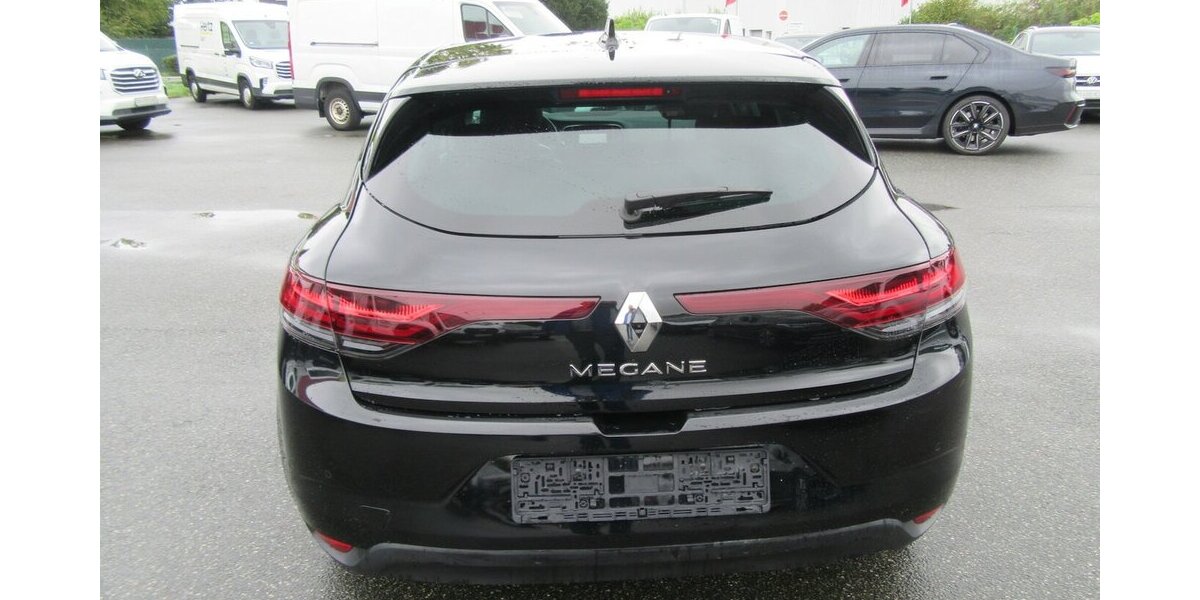 Renault Megane Techno Automatik 24.000 km 22.950 &euro; Gernsheim 64579