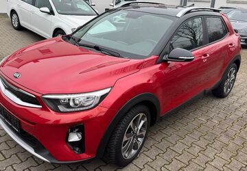 Kia Stonic 36.000 km 12.990 &euro; Weinheim 69469