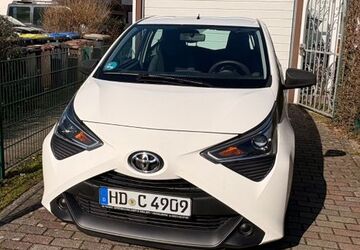 Toyota Aygo (X) 93.313 km 6.999 &euro; Gaiberg 69251