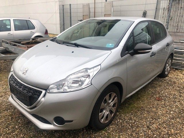 Peugeot 208 100.000 km 1.990 &euro; Hockenheim 68766