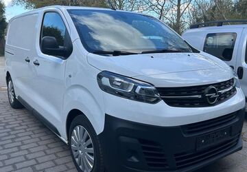Opel Vivaro 104.800 km 14.990 &euro; Frankenthal/Studernheim 67227