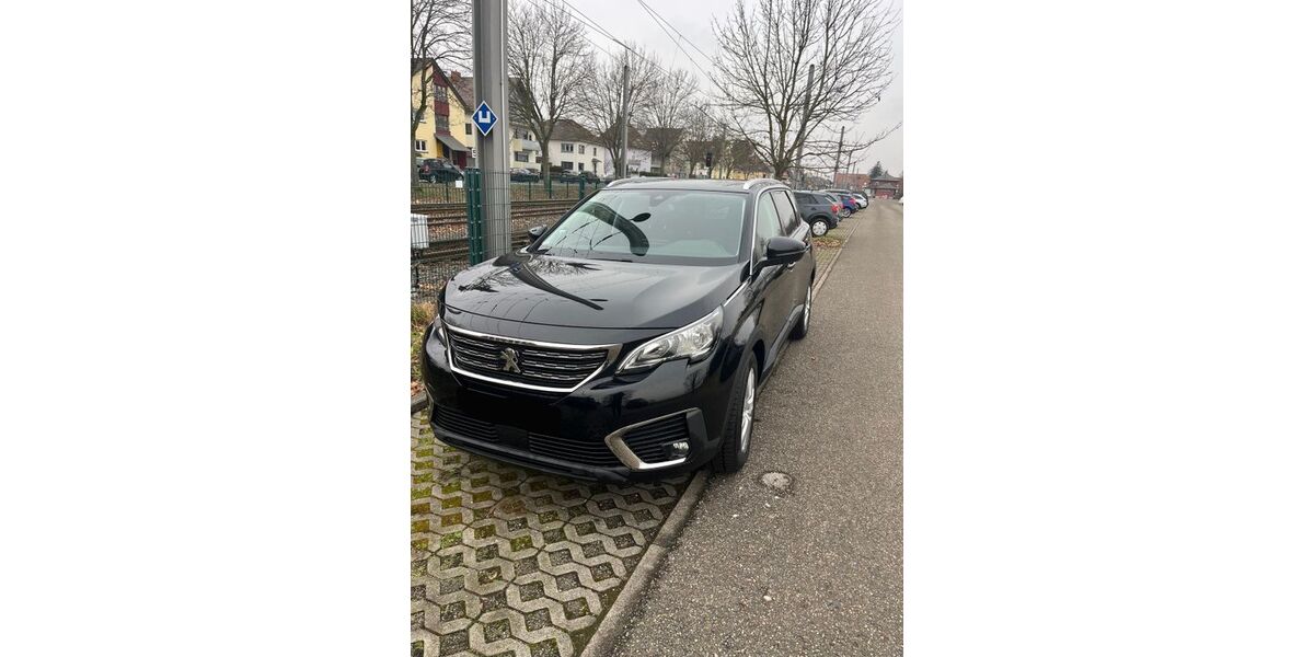 Peugeot 5008 14.000 km 16.900 &euro; Plankstadt 68723
