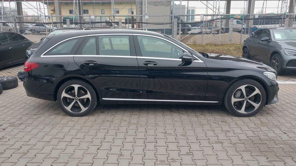Mercedes-Benz C 300 225.000 km 16.900 &euro; Mannheim 68199