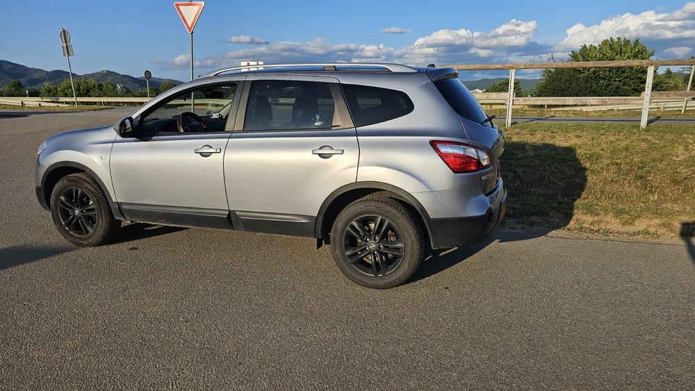 Nissan Qashqai 192.000 km 5.500 &euro; Bensheim 64625