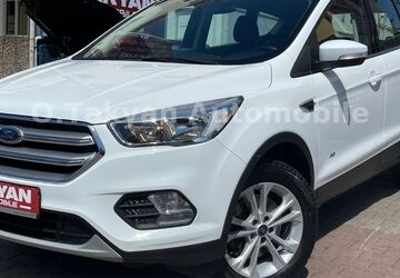 Ford Kuga 97.000 km 13.990 &euro; Mannheim 68309