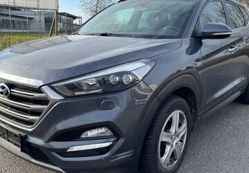 Hyundai TUCSON 76.000 km 14.999 &euro; Hockenheim 68766