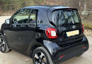 Smart forTwo 45.062 km 8.660 &euro; Viernheim 68519