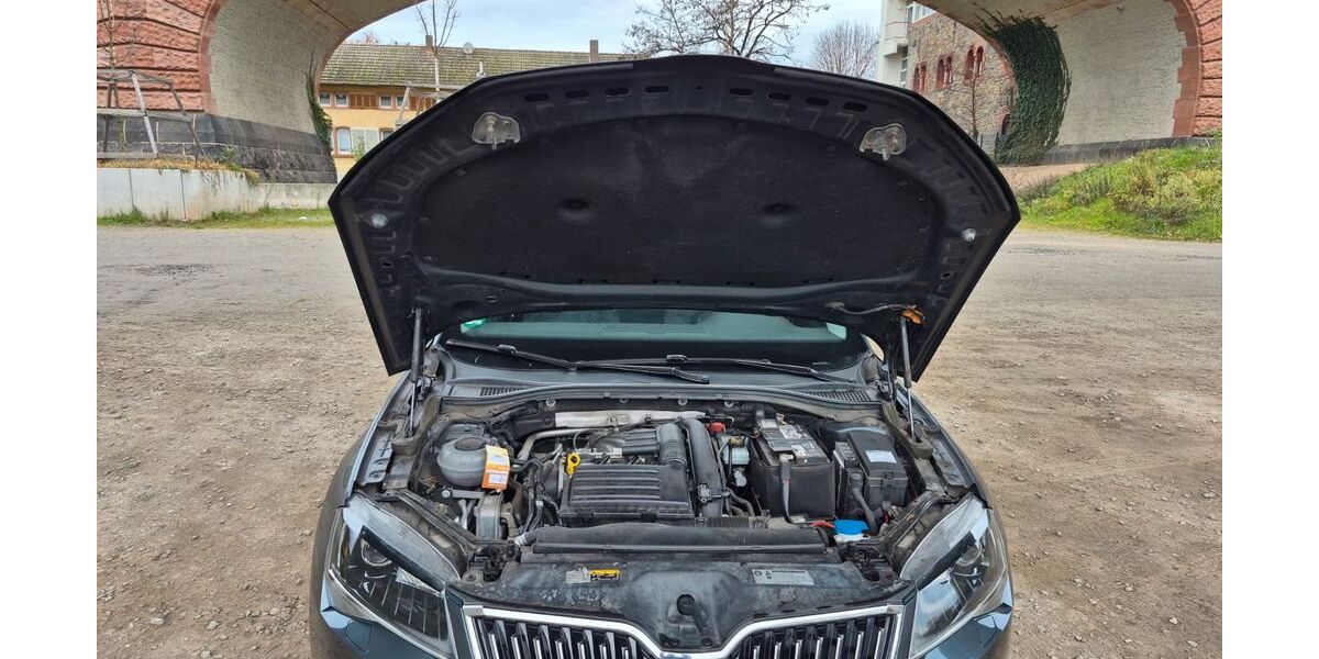 Skoda Superb 70.000 km 15.900 &euro; Worms 67549