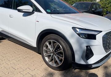 Audi Q4 13.500 km 30.500 &euro; Osthofen 67574