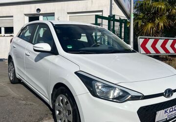 Hyundai i20 144.000 km 6.900 &euro; Mannheim 68199