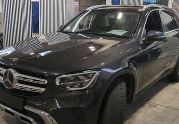 Mercedes-Benz GLC 300 106.000 km 27.549 &euro; Weinheim 69469
