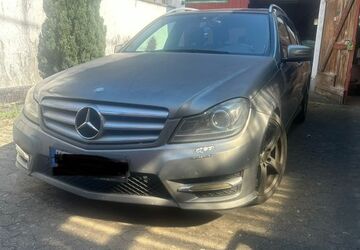 Mercedes-Benz C 350 323.272 km 8.500 &euro; Philippsburg 76661