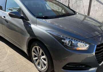 Hyundai i40 30.000 km 14.000 &euro; Weingarten 67366