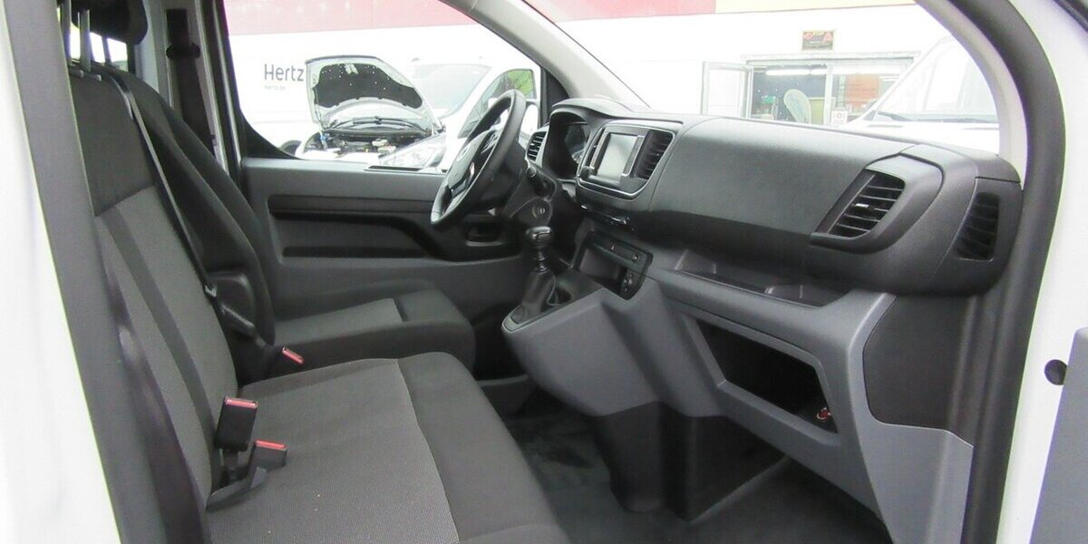 Toyota Proace L2 Kombi Comfort 125.000 km 21.990 &euro; Gernsheim 64579