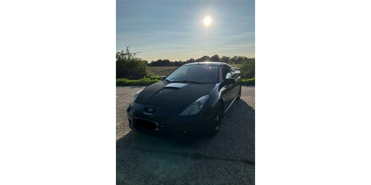 Toyota Celica 215.000 km 4.200 &euro; Mannheim 68161