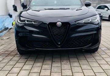 Alfa Romeo Stelvio 18.000 km 73.999 &euro; Ludwigshafen 67059