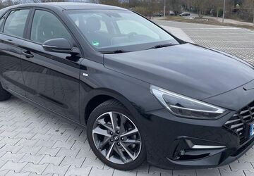 Hyundai i30 47.500 km 16.500 &euro; Nussloch 69226