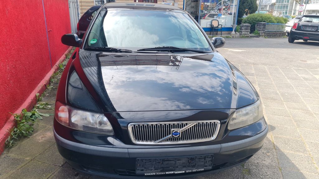 Volvo V70 311.000 km 2.650 &euro; Heidelberg 69115