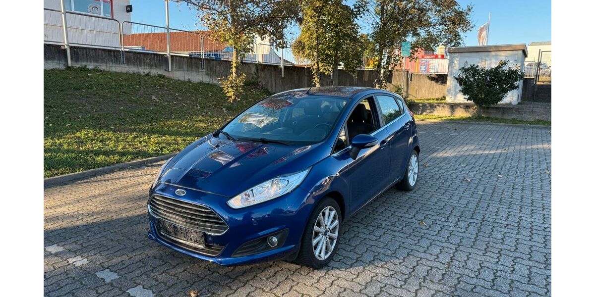 Ford Fiesta 74.000 km 6.900 &euro; Worms 67547