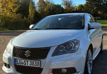 Suzuki Kizashi 317.650 km 7.000 &euro; Ludwigshafen 67071