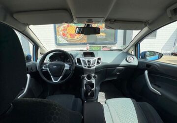 Ford Fiesta 213.531 km 2.500 &euro; Mannheim 68259