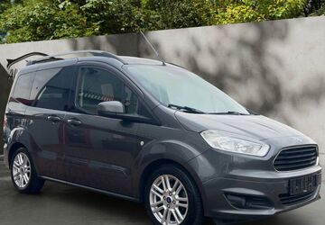 Ford Tourneo Courier 79.600 km 10.500 &euro; Neustadt 67434