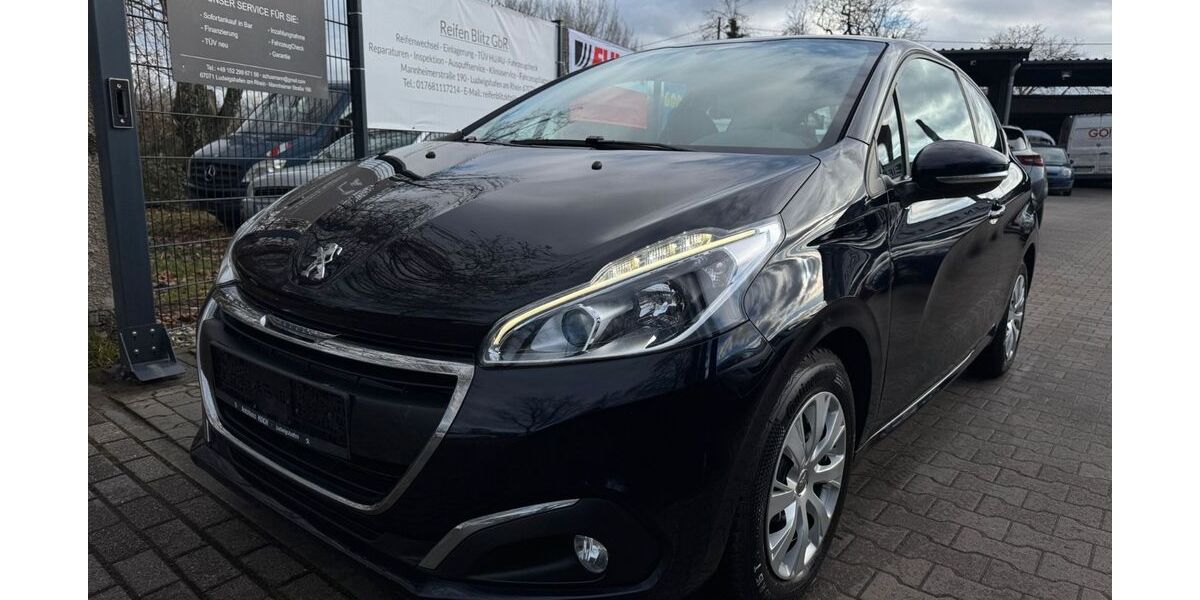 Peugeot 208 104.539 km 4.400 &euro; LUDWIGSHAFEN AM RHEIN 67071