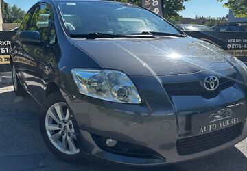 Toyota Auris 186.000 km 4.590 &euro; Heppenheim 64646