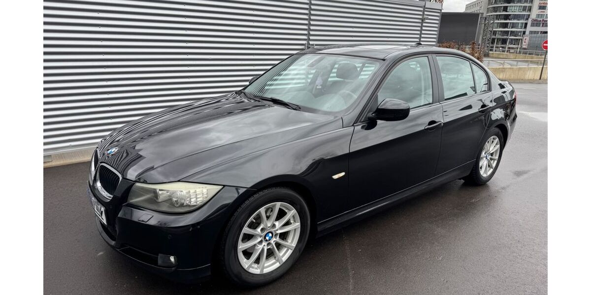 BMW 318 151.000 km 9.990 &euro; Mannheim 68305